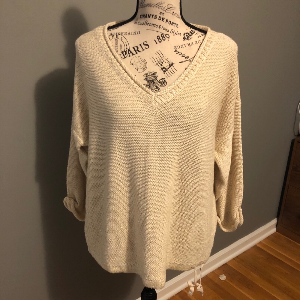 NWOT DKNY Sweater w/ sequins